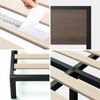 Estructura de cama con plataforma de metal negra y marrón con cabecero de madera, para 1-2 personas
